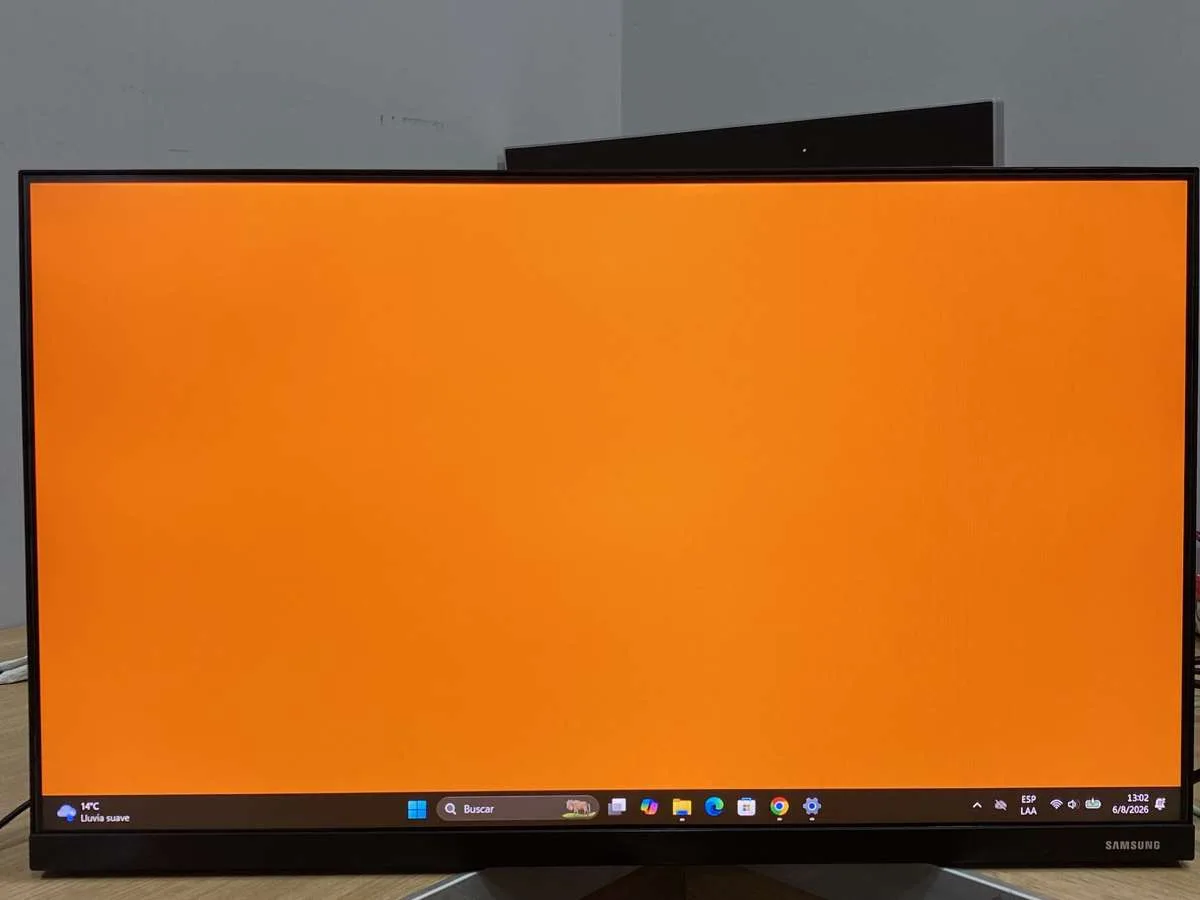 Monitor Samsung T35F 24 Pulgadas 1 Pixel parte superior izquierda pantalla (Outlet)