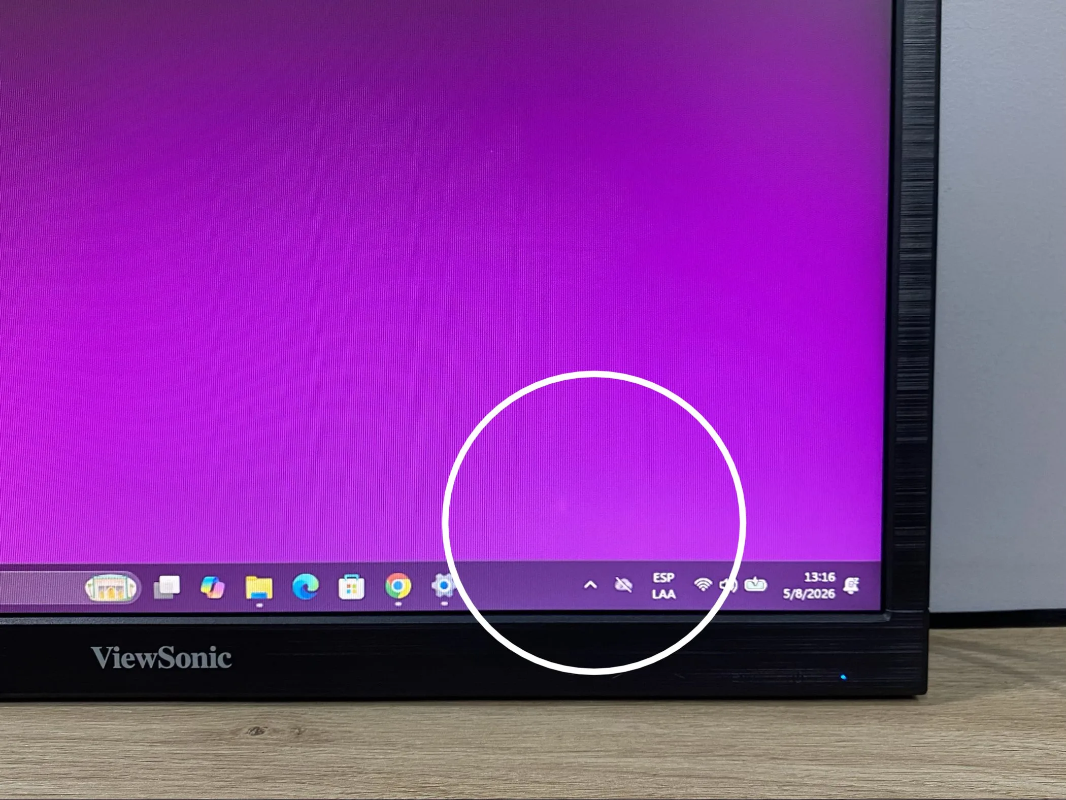 Monitor ViewSonic VA1903H 19 Pulgadas MURA: Mancha en pantalla falta de uniformidad del panel (Outlet)