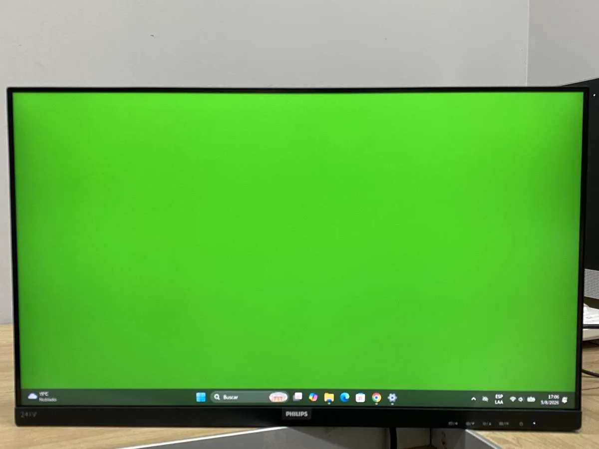 Monitor Philips 241V8L/77 23,8 Pulgadas Caja Dañada (Outlet)