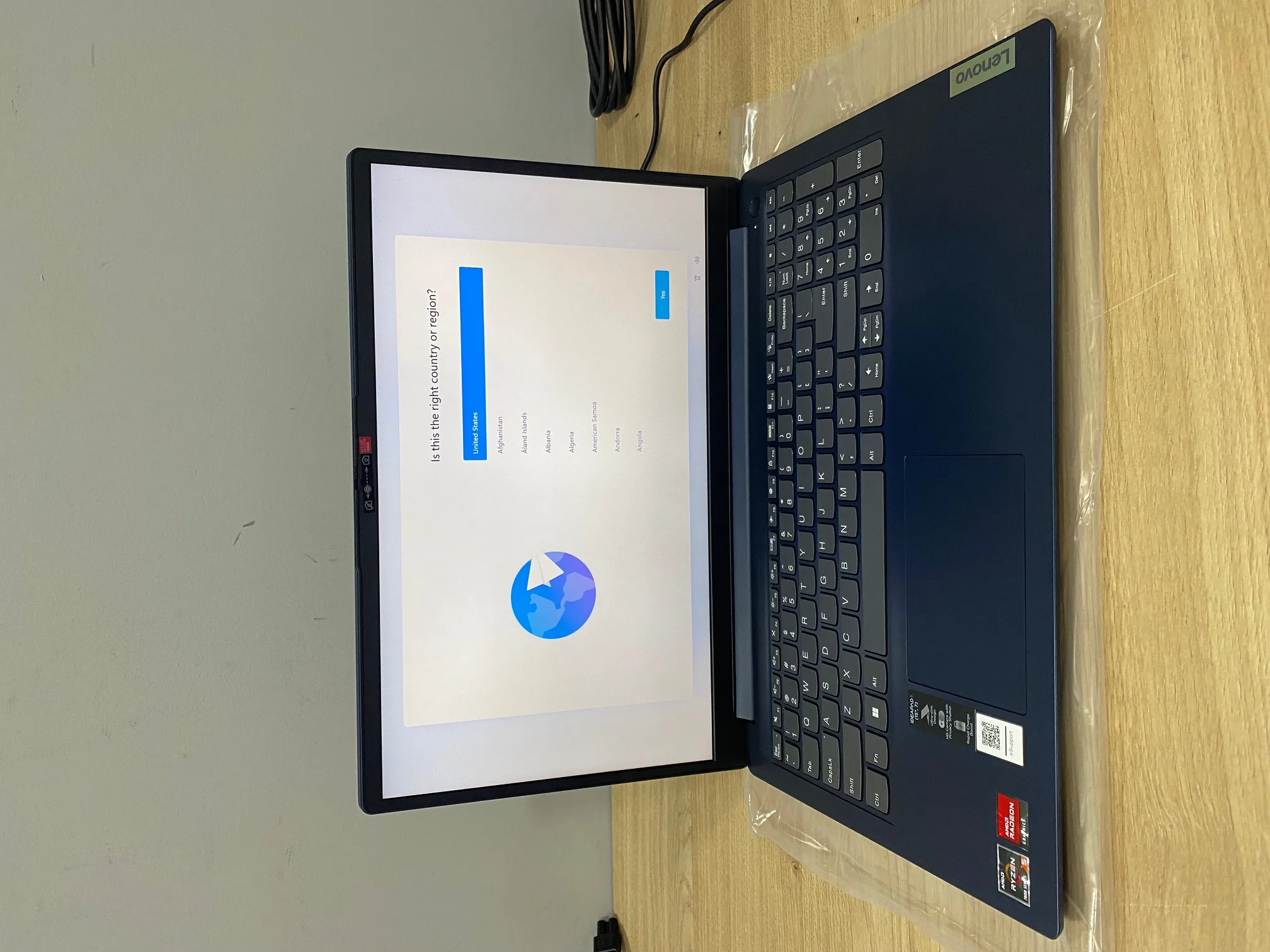 Notebook Lenovo IdeaPad 1 15AMN7 15.6