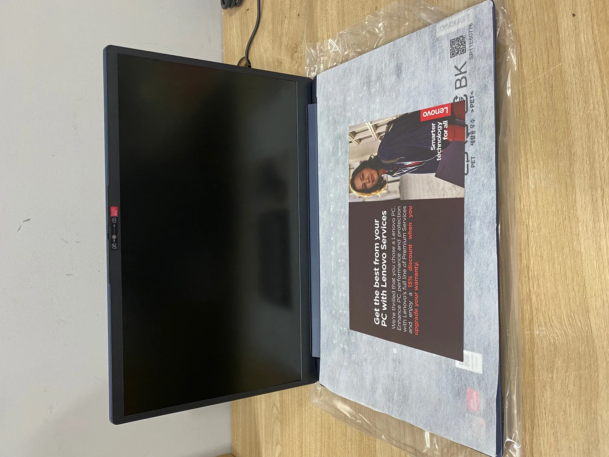Notebook Lenovo IdeaPad 1 15AMN7 15.6