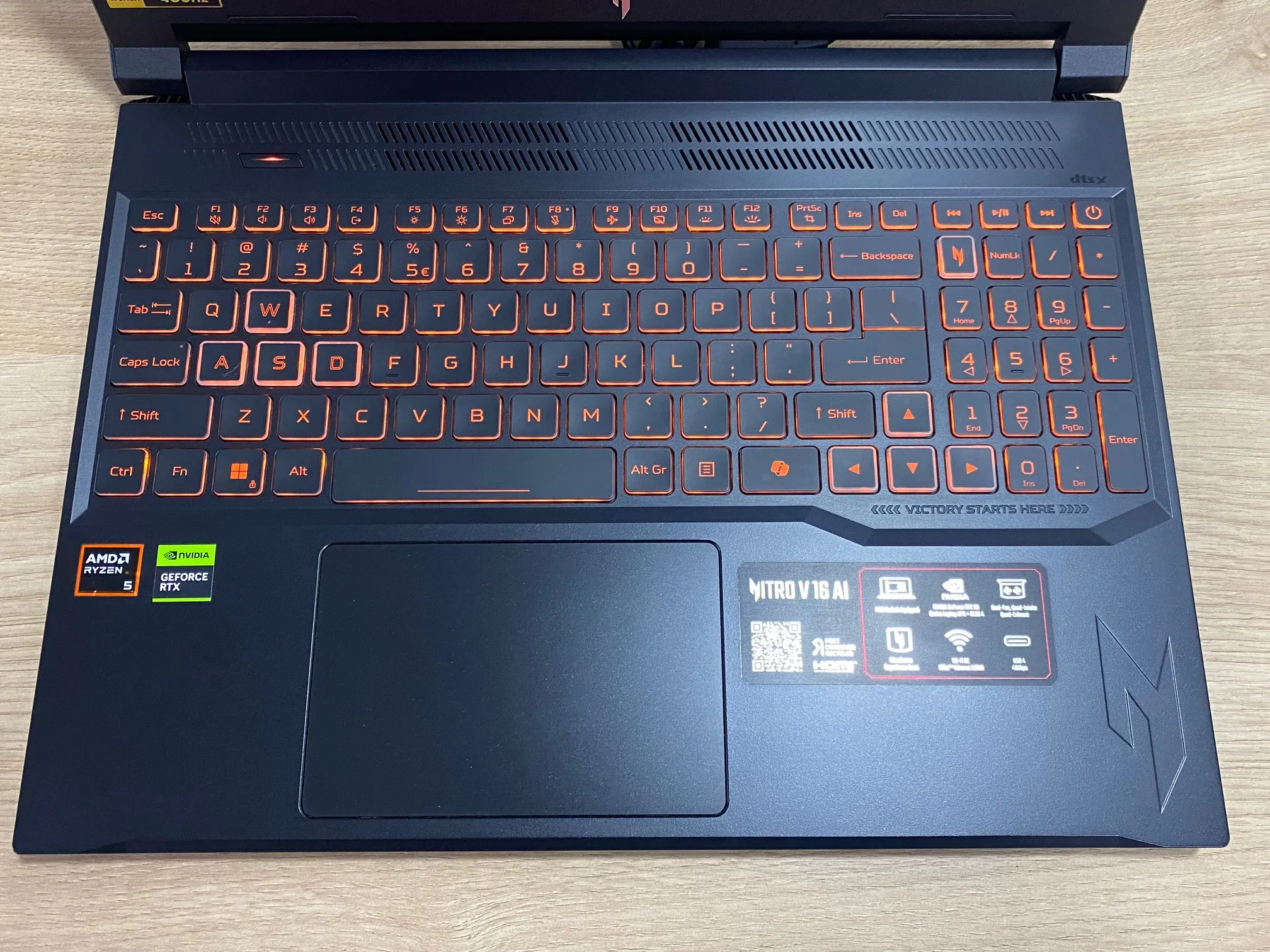 Notebook Acer Nitro V16 AI 16
