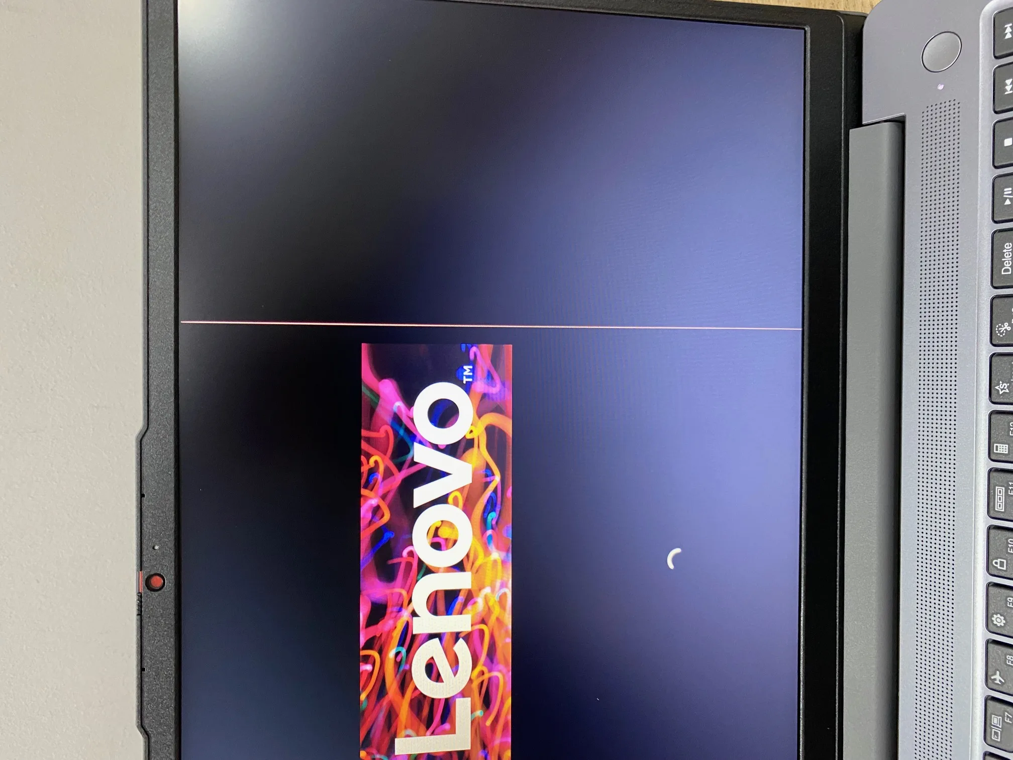 Notebook Lenovo IdeaPad Slim 3 15IAN8 15.6